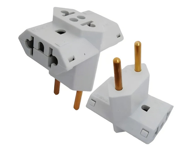 Benjamim Branco Pino 3 Saidas 2P 10A