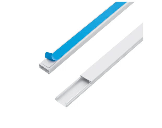 Canaleta Branca c/ Fita Adesiva 20x10x2000mm - Fame 